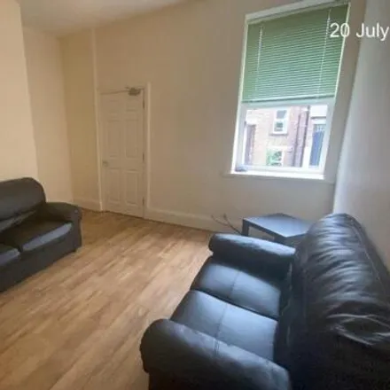 Rent this 5 bed room on Grosvenor Road in Newcastle upon Tyne, NE2 2RJ