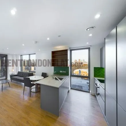 Image 3 - Brunswick Road, London, E14 0PD, United Kingdom - Apartment for rent