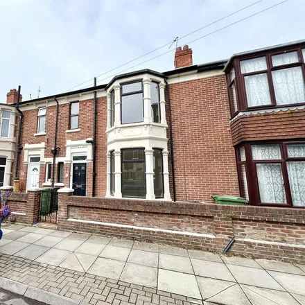 Rent this 3 bed house on Highgrove Road in Portsmouth, PO3 6PP