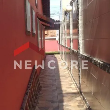 Buy this 2 bed house on Rua 104 in Cordeirinho, Região Geográfica Intermediária do Rio de Janeiro - RJ