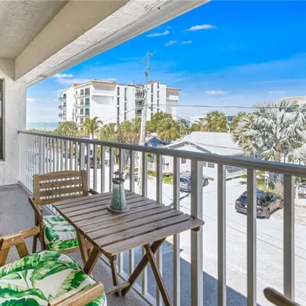 Buy this 2 bed condo on Clearwater Beach Rentals in 15 Glendale Street, Clearwater