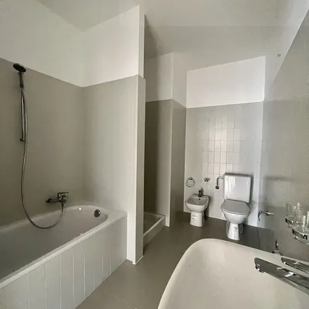 Image 3 - Vialetto, Corso San Gottardo 74, 6830 Chiasso, Switzerland - Apartment for rent