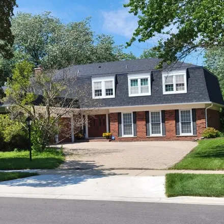 Buy this 5 bed house on 522 Raintree Drive in Glen Ellyn, IL 60137