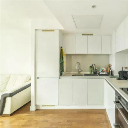 Rent this 1 bed room on Calligaris in Landmark Square, Canary Wharf