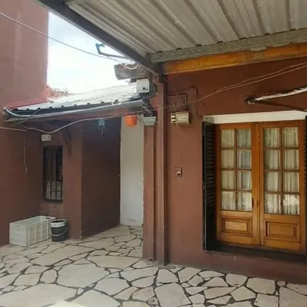 Buy this 4 bed house on Avenida Teodoro Sánchez de Bustamante 2389 in 1825 Lanús Este, Argentina