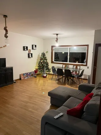 Rent this 4 bed apartment on unnamed road in 4200-326 Porto, Portugal