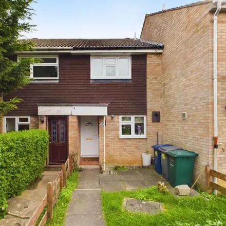 Buy this 2 bed townhouse on Bryant Close in London, EN5 2TG