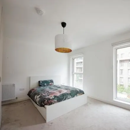 Image 2 - Cantwell House, Memorial Walk, London, E13 9GL, United Kingdom - Townhouse for sale