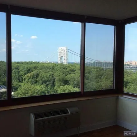 Image 6 - The Palisades Private Residences, River Road, Fort Lee, NJ 07024, USA - Condo for rent