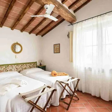 Rent this 5 bed house on Pianella in Siena, Italy