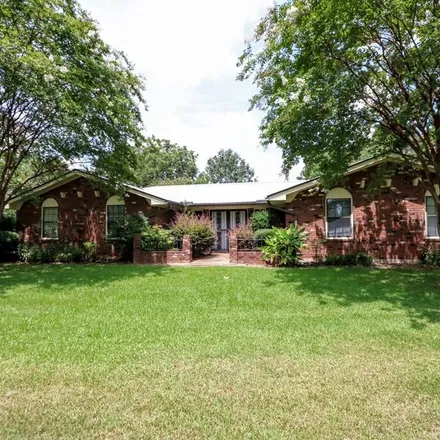 Buy this 3 bed house on 158 Chesterville Road in Tupelo, MS 38801