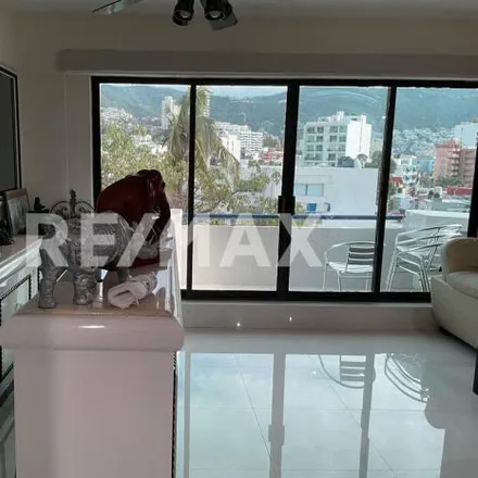Buy this 4 bed apartment on Calle Juan Sebastián El Cano in Balcones de Costa Azul, 39300 Acapulco