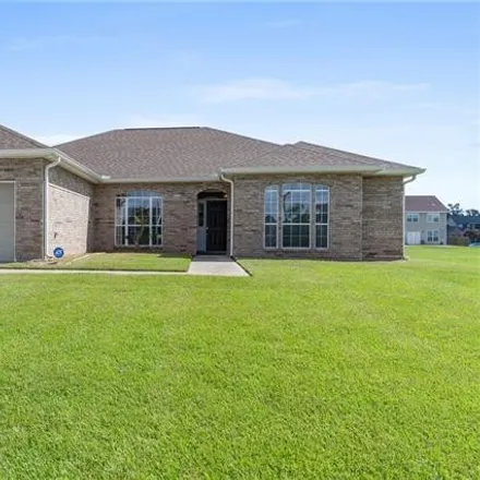 Buy this 4 bed house on 9543 Linden Loop in Waggaman, LA 70094
