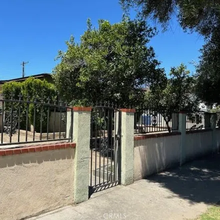 Image 2 - 8709 Tilden Ave, Panorama City, California, 91402 - House for sale