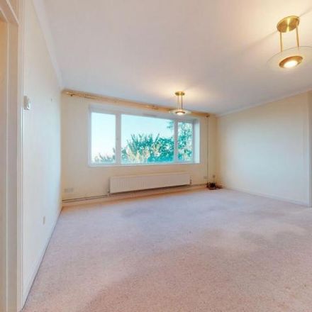 Rent this 2 bed apartment on Tenterden Grove in London, NW4 1TD