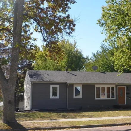 Buy this 4 bed house on 3709 East 20th Street in Sioux Falls, SD 57103