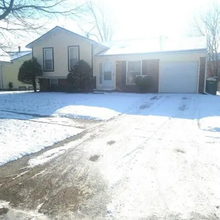 Rent this 3 bed house on 29059 River Oak Drive in Romulus, MI 48174