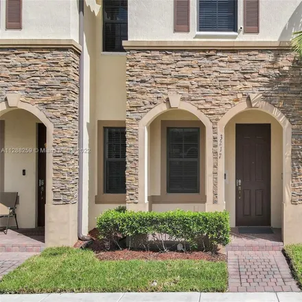 Image 4 - 3217 Southeast 4th Court, Homestead, FL 33033, USA - Townhouse for sale