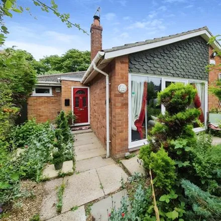 Buy this 3 bed house on The Mount in Simpson Road, Fenny Stratford