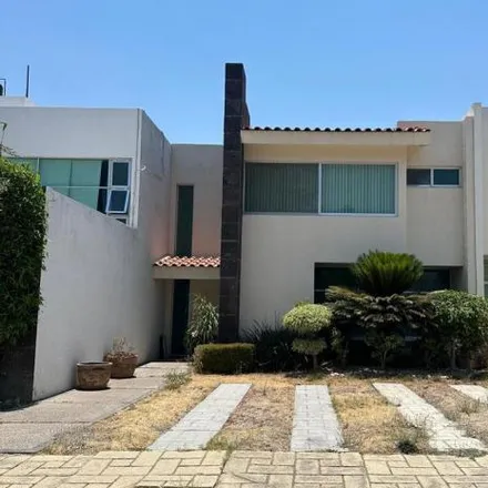 Rent this 3 bed house on unnamed road in Zanda, 37138 León
