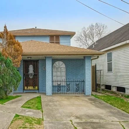 Rent this 4 bed house on 1226 Vallette Street in Algiers, New Orleans