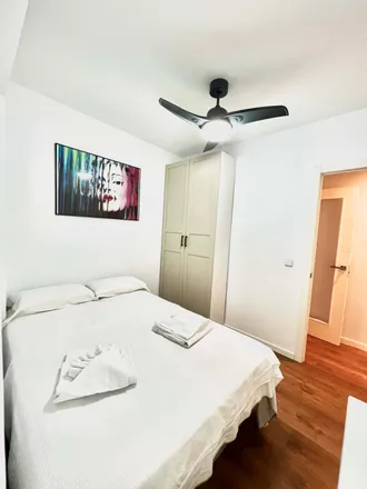 Rent this 2 bed apartment on Madrid in Calle Ruiz Ocaña, 28028 Madrid