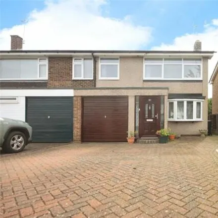 Image 1 - Hyde Way, Wickford, SS12 9BS, United Kingdom - Duplex for sale