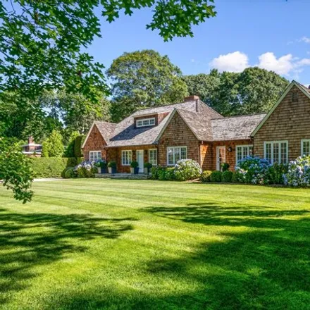 Rent this 3 bed house on 6 Foxcroft Lane in Wainscott, East Hampton