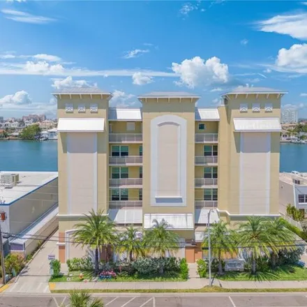 Buy this 3 bed condo on Clearwater Police Department District 1 Station in Bayway Boulevard, Clearwater