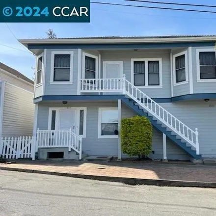 Buy this 3 bed house on 1593 Flora Street in Crockett, Contra Costa County