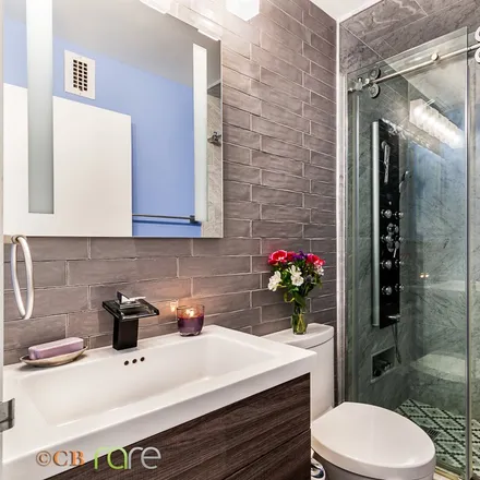 Image 3 - 340 East 93rd Street, New York, NY 10128, USA - Condo for sale
