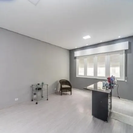 Buy this 2 bed apartment on Rua dos Timbiras 597 in República, São Paulo - SP