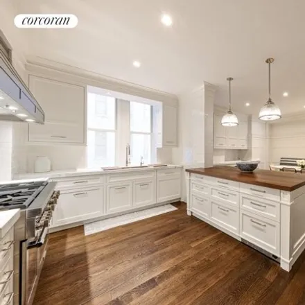 Image 6 - 100 East 84th Street, New York, NY 10028, USA - Apartment for sale