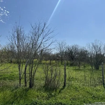Image 7 - 479 Water Tower Road, Seguin, TX 78155, USA - House for sale