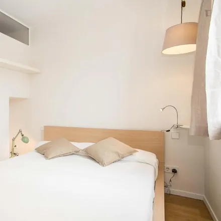 Rent this 1 bed apartment on plaça del Llagut in Carrer del Marquès de la Mina, 08001 Barcelona