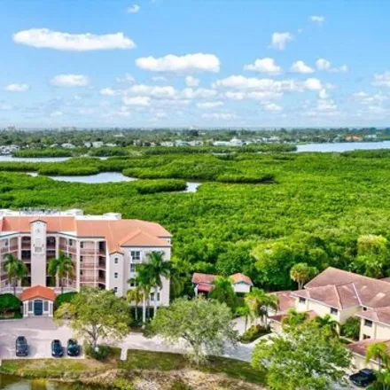Buy this 2 bed condo on 5438 Eagles Point Circle in Siesta Key, FL 34231