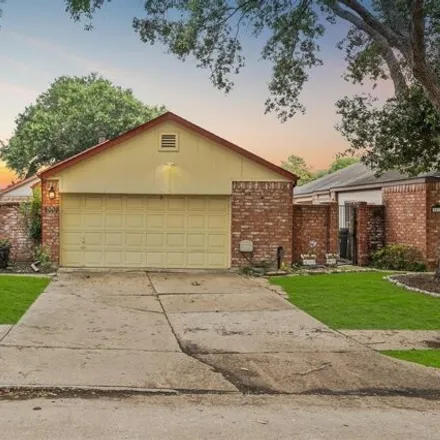 Buy this 3 bed house on 2017 Barronett Bend in Sugar Land, TX 77478