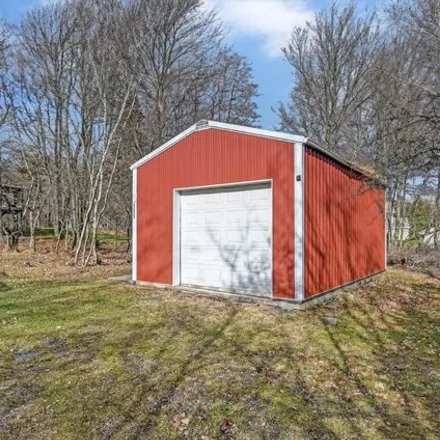 Image 3 - 2369 Doe Drive, Tobyhanna Township, PA 18334, USA - House for sale