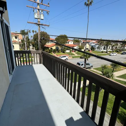 Image 3 - Ocean Gate Villas, 301 Knob Hill Avenue, Clifton, Redondo Beach, CA 90277, USA - Townhouse for rent