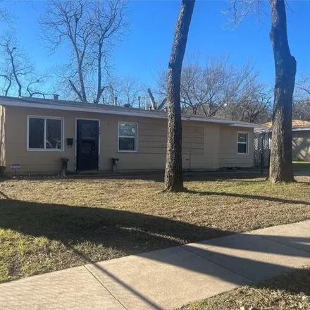 Buy this 3 bed house on 5841 Fursman Avenue in Fort Worth, TX 76114