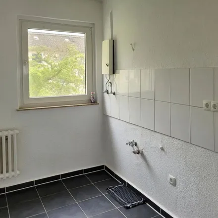 Image 5 - Andreas-Hofer-Straße 24, 47139 Duisburg, Germany - Apartment for rent