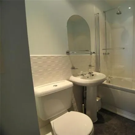 Image 6 - The Griffin, 266 Bath Street, Glasgow, G2 4JP, United Kingdom - Apartment for rent