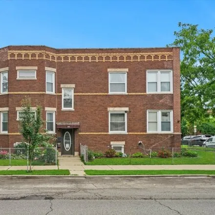 Buy this 9 bed house on 4222 North Laramie Avenue in Chicago, IL 60630