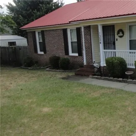 Image 2 - 1324 Alexwood Dr, Hope Mills, North Carolina, 28348 - House for sale
