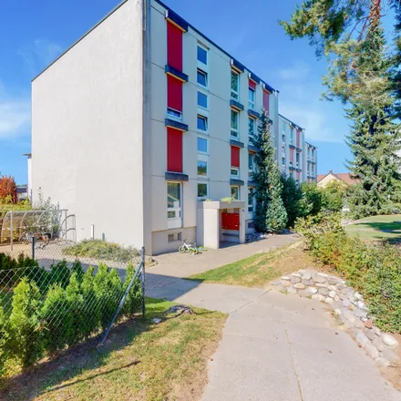 Rent this 3 bed apartment on Kirchweg in 5035 Unterentfelden, Switzerland