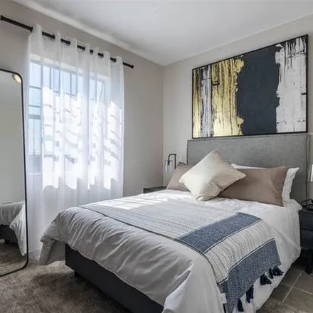 Image 2 - Gwendolen Road, Dorandia, Pretoria, 0110, South Africa - Apartment for rent