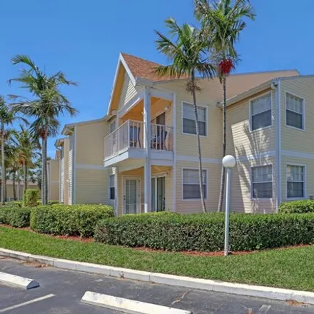 Buy this 2 bed condo on 1802 Charlesmont Drive in Melbourne, FL 32903