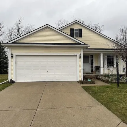 Buy this 2 bed house on 5240 Sandalwood Circle in Genesee County, MI 48439