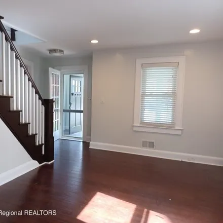Image 2 - 671 Overton Place, Long Branch, NJ 07740, USA - House for rent