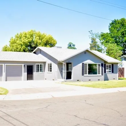 Buy this 4 bed house on 542 Bird Street in Yuba City, CA 95991